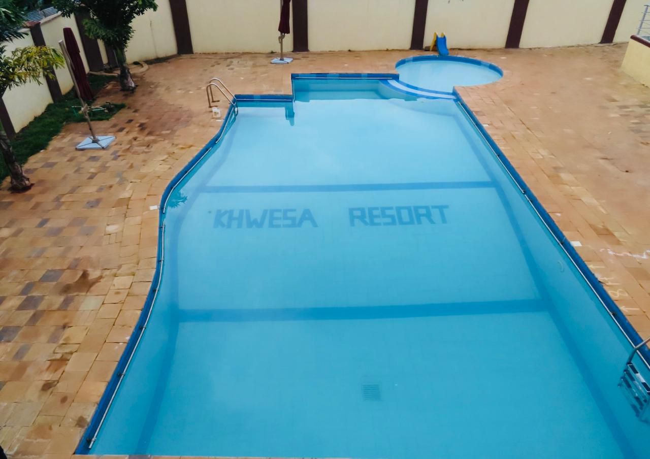 Khwesa pool
